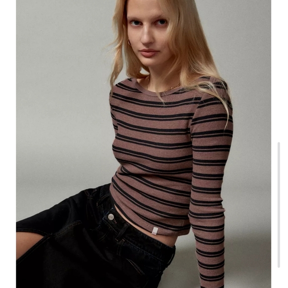 Urban Outfitters Tops - Urban Outfitters BDG IR Willow Thermal Long Sleeve Tee Medium